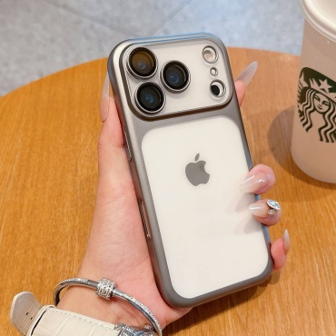 Чехол для Apple iPhone 17 Pro прозрачный