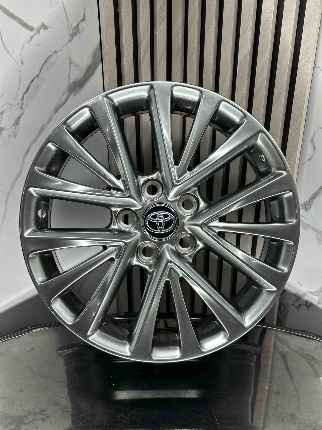 Toyota H524f t/g 7x17/5x114.3 D60.1 ET45 4 диска графит