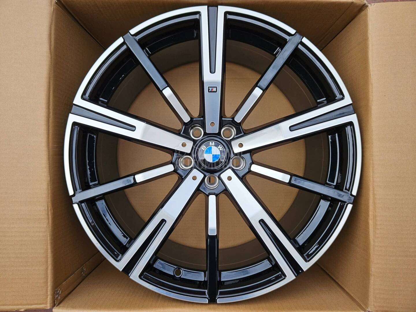 Rainbow BMW 1156 8.5/9.5x20/5x112 D66.6 ET40.26 4 диска черный, серебристый