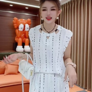 Костюм повседневный TR trendy белый