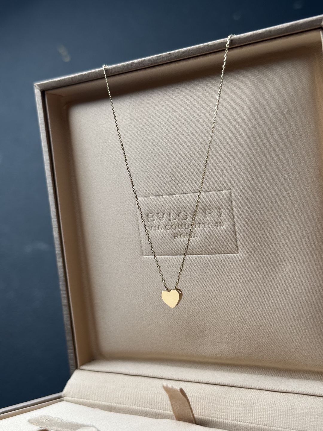 Колье 3161 gold serdce minimalism 44 длина 44 см вес 1.47 г золото, без вставок