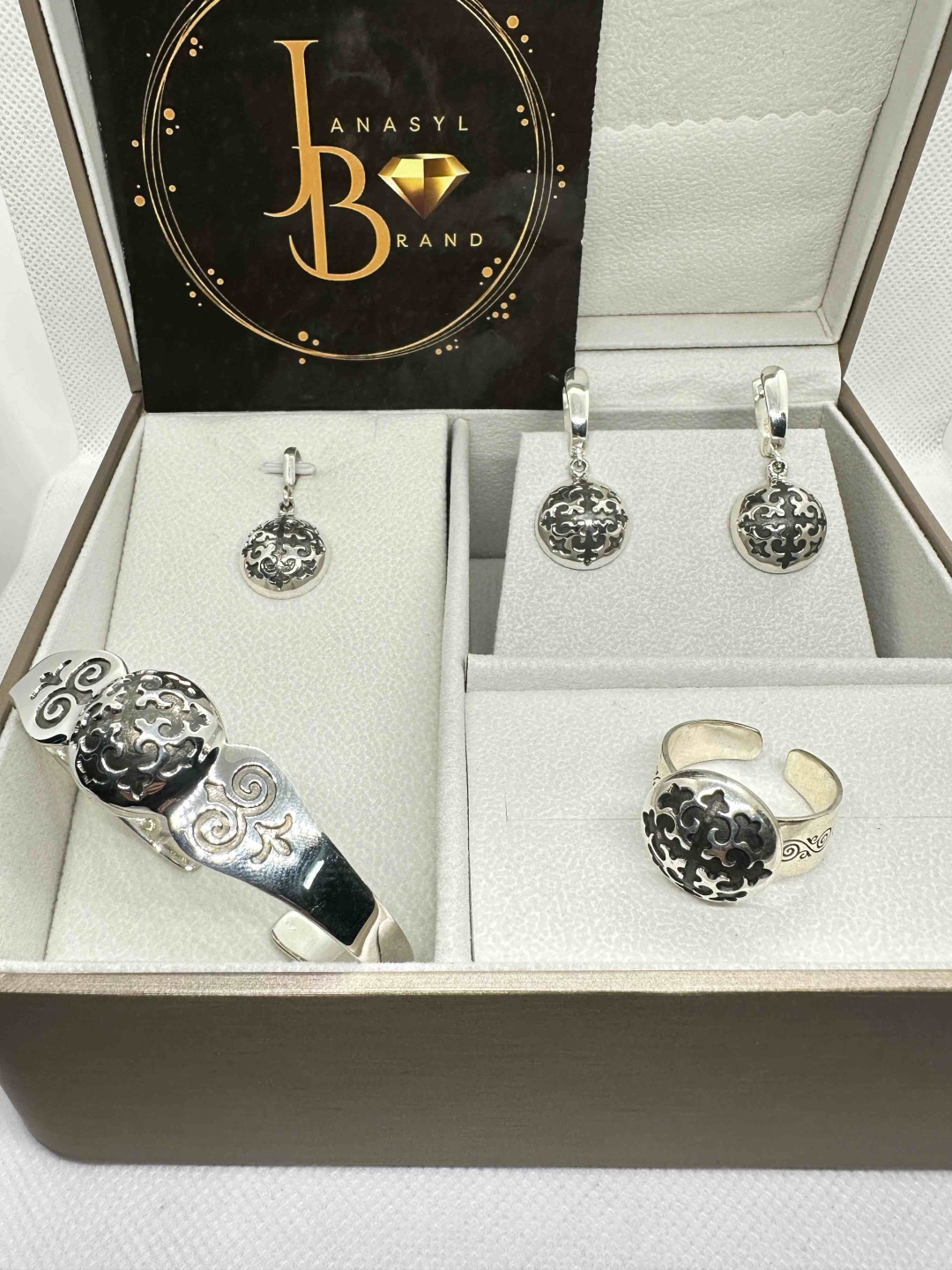 JANASYL Brand Қазақша ою вес 49 г серебро, без вставок