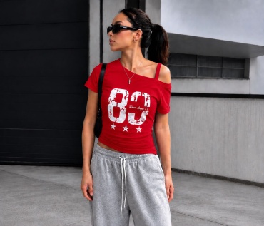Футболка Medani красный