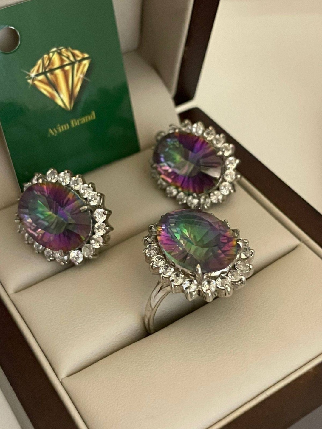 Ayim Brand JJA вес 17.69 г серебро, мистик топаз