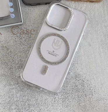 Чехол 2UUL для Apple iPhone 16 прозрачный