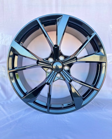 Auher 5595 8x20/5x112 D66.5 ET40 4 диска черный