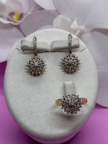 SAR JEWELRY Enun_E_05_0521_9608_18 вес 8.4 г золото, бриллиант
