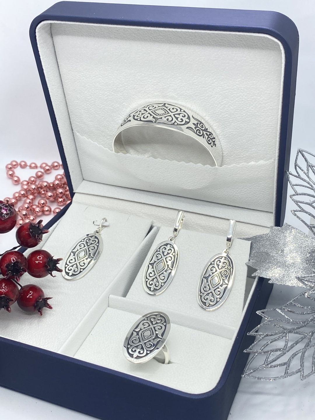 Serebro Kz24585 вес 50 г серебро, без вставок