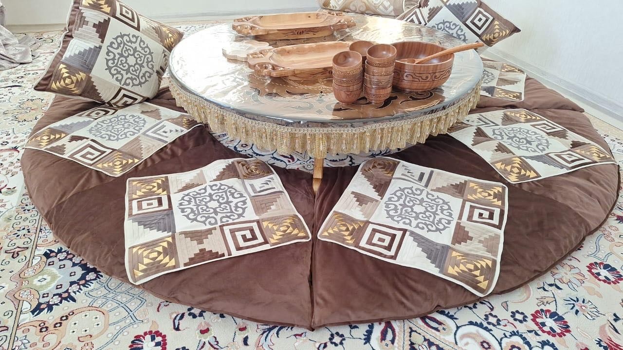 AZHAR INTERIOR комплект корпе с подушками 150x150 см, вата, зеленый, голубой, фиолетовый