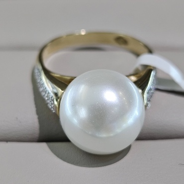 Gaukhar Jewelry 380BKD065-R размер 17.5 вес 5.29 г золото, бриллиант, жемчуг