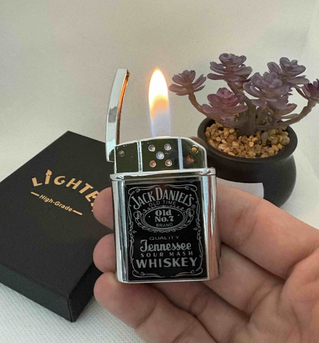 Lighter газовая зажигалка Luxury, ABS пластик, металлический сплав
