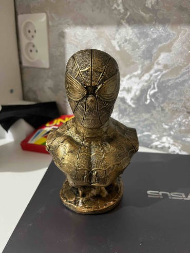 Статуэтка Marvel Человек Паук ДекорГипс 17 см, гипс