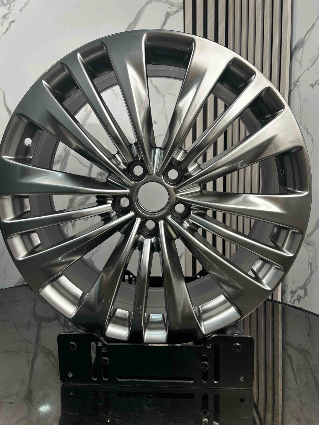 Top Grade EXP5376 8x20/5x114.3 D60.1 ET35 4 диска графит