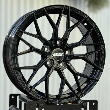 WHEELS Wheels201 7.5x17/5x114.3 D73.1 ET35 4 диска черный