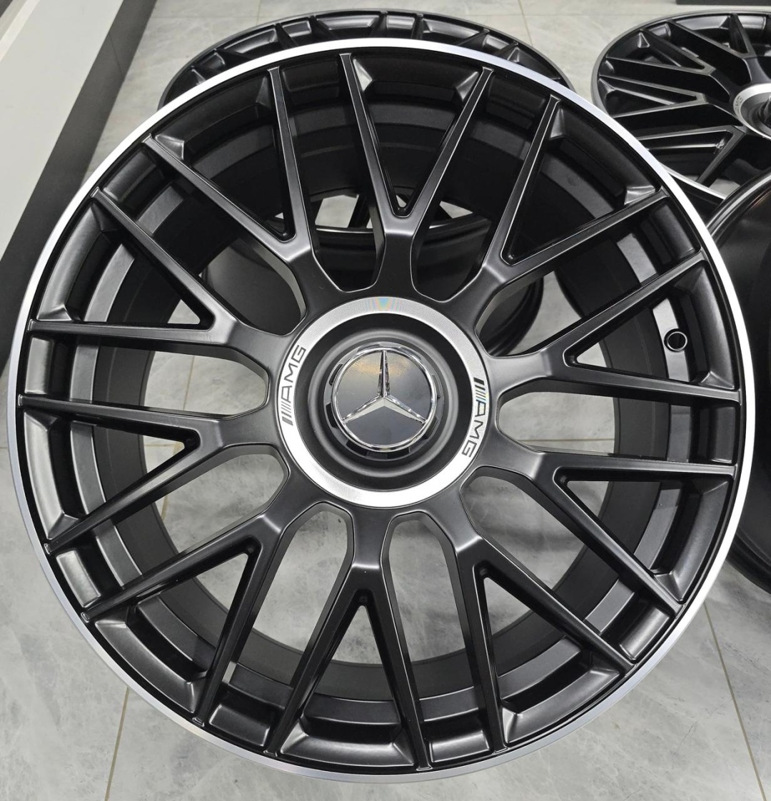 Fonyee SM SS527 8.5/9.5x19/5x112 D66.56 ET38.43 4 диска черный