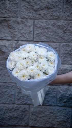 Rilak Floral моно-букет в оформлении хризантема 5 шт 60 см
