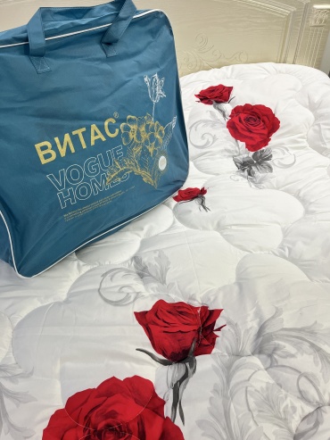Одеяло Витас Розы 180х200 зимнее
