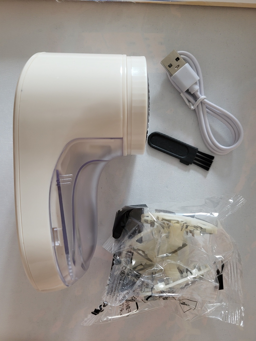 Машинка Lint Remover от аккумулятора, кол-во насадок: 1