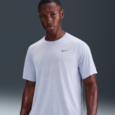 Футболка Nike серый