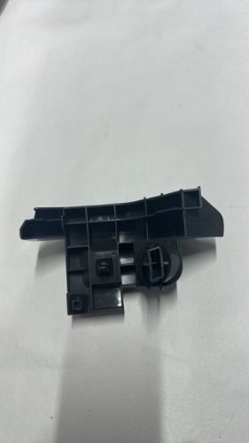 TOYOGuard кронштейн седельного устройства STTY91087B1 Toyota Land Cruiser Prado