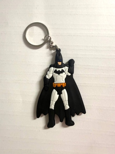 Брелок Micio Бэтмен Batman 6х4 см силикон 1 шт