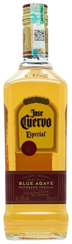 Текила Jose Cuervo reposado 35% 0.7 л