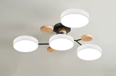 Люстра потолочная Gold LED, кол-во ламп: 4 шт