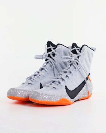Боксерки Nike серебристый