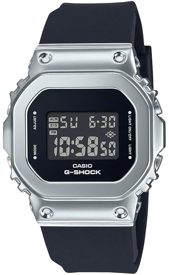 Кварцевые CASIO GM-S5600-1DR пластик, нержавеющая сталь