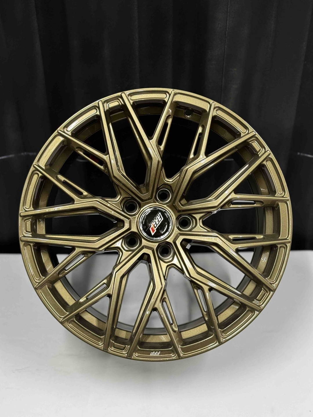Top Grade Diski08902 8x18/5x114.3 D67.1 ET35 4 диска бронзовый