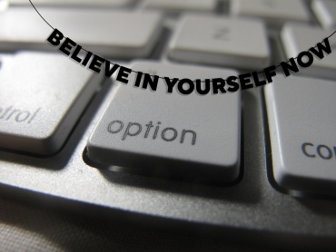 O-Life украшение праздничное Растяжка BELIEVE IN YOURSELF NOW 1 шт