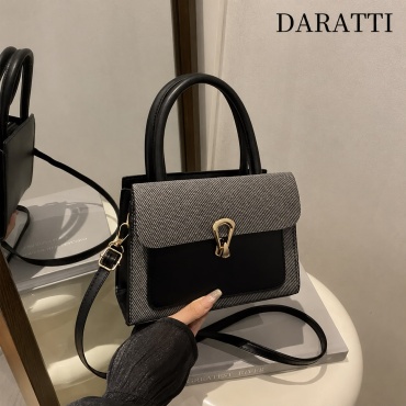 Сумка кросс-боди DARATTI искусственная кожа черный