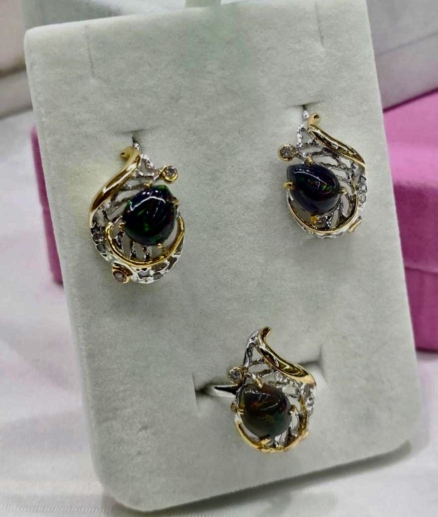 18 КАРАТ 987654 вес 15 г серебро, золото, авантюрин