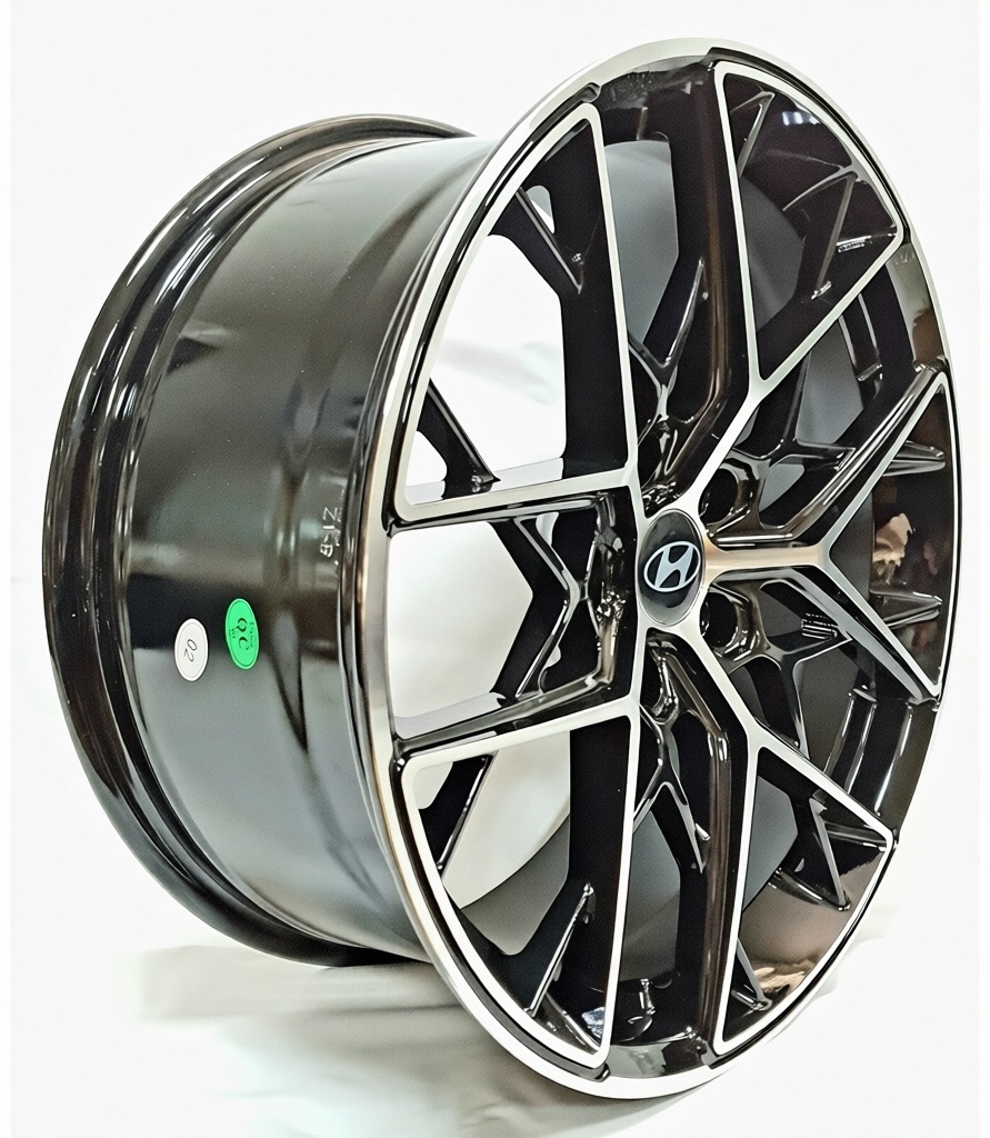 Hyundai ZC034 8x18/5x114.3 D73.1 ET35 черный
