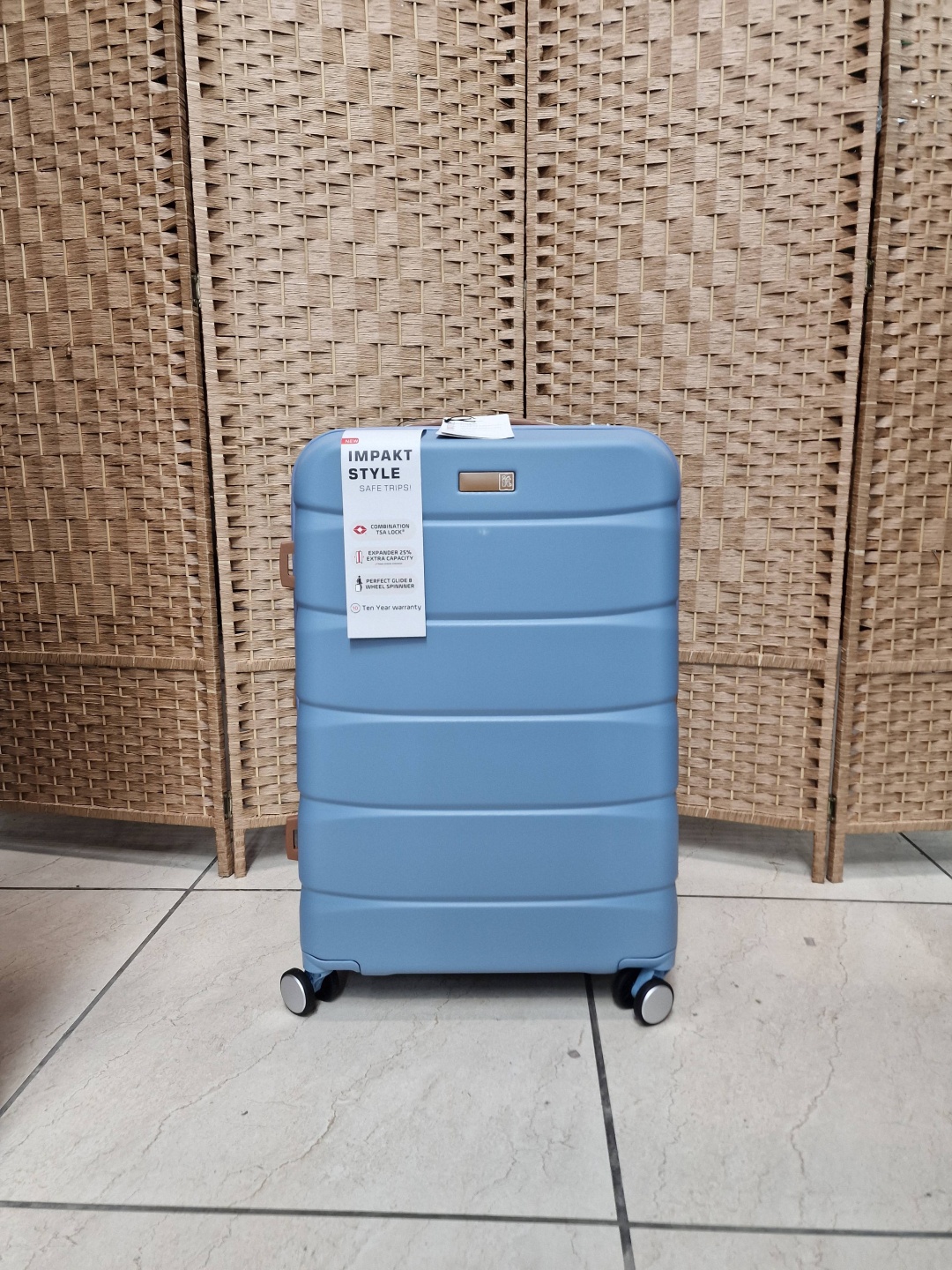 Чемодан it luggage GU24231114 поликарбонат 74 л голубой