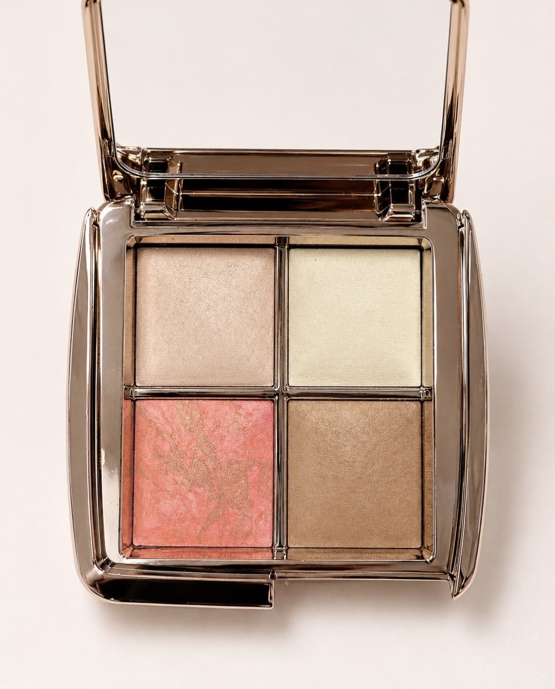 HOURGLASS Hourglass Ambient Lighting Edit Quad набор для контуринга Costom 4