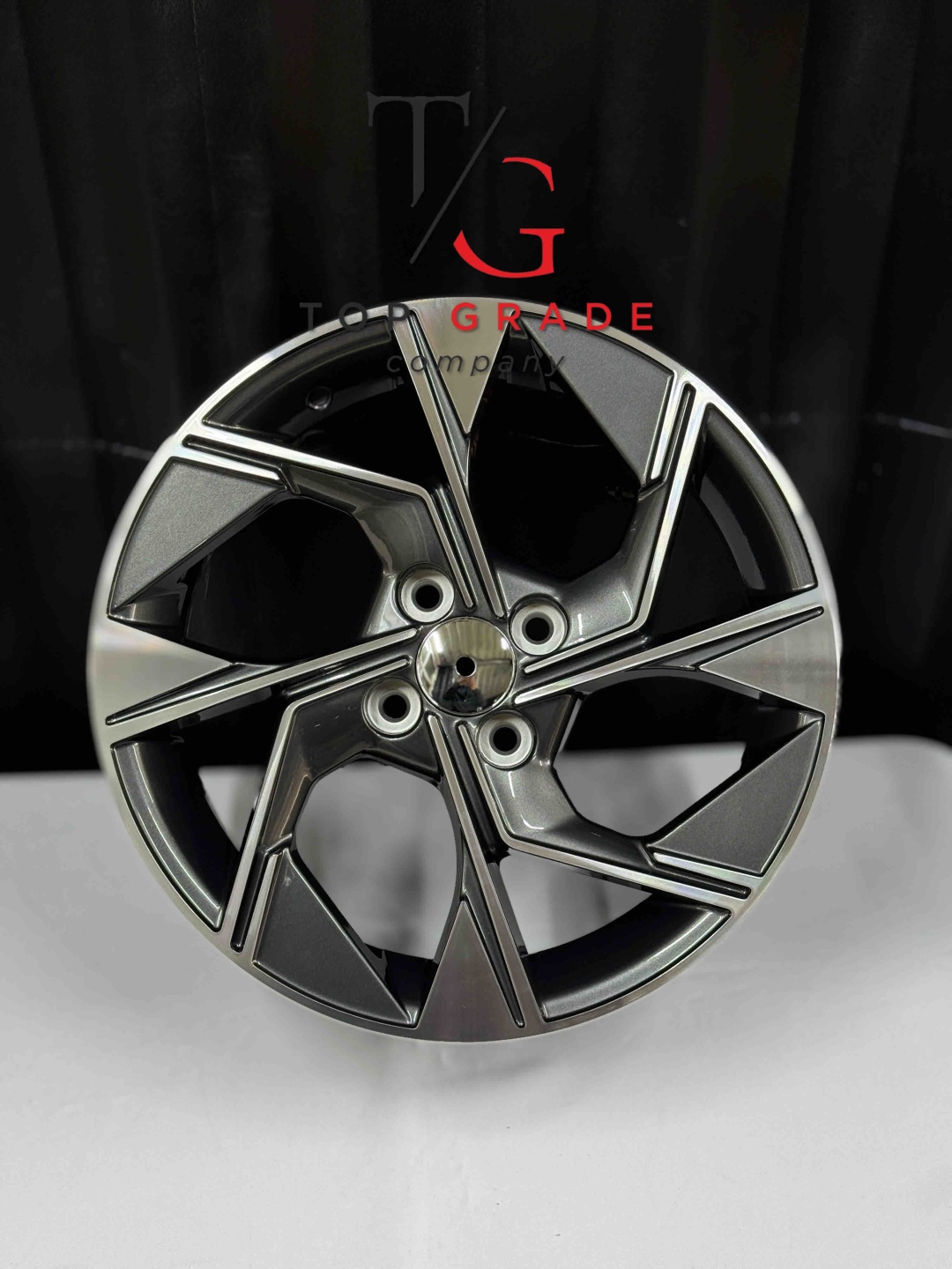 Top Grade Top grade0131 6.5x16/4x100 D54.1 ET50 4 диска серебристый, графит