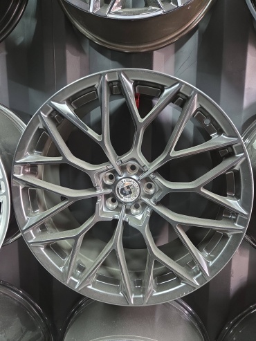 HRE 726 8.5x20/5x108 D67.1 ET35 4 диска черный