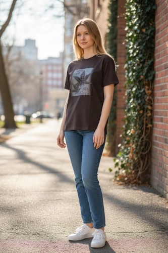 Футболка FASHION С рисунком серый, серебристый