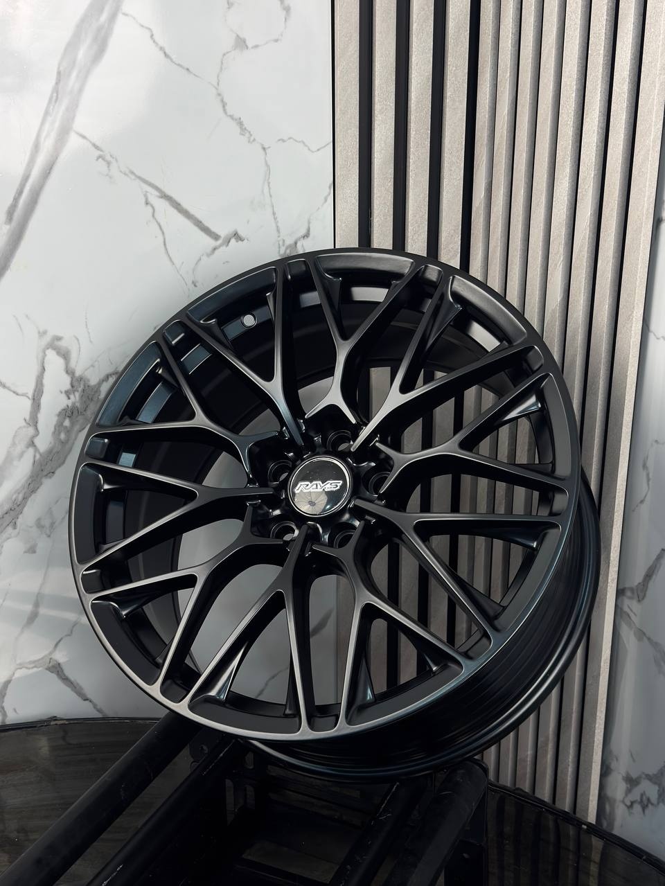 Top Grade RAYS FBX039-8 8x18/5x114.3 D73.1 ET35 4 диска черный матовый