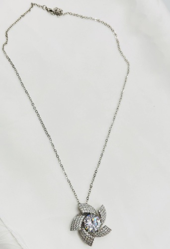 Подвеска Hatira медицинская сталь, кристаллы Swarovski