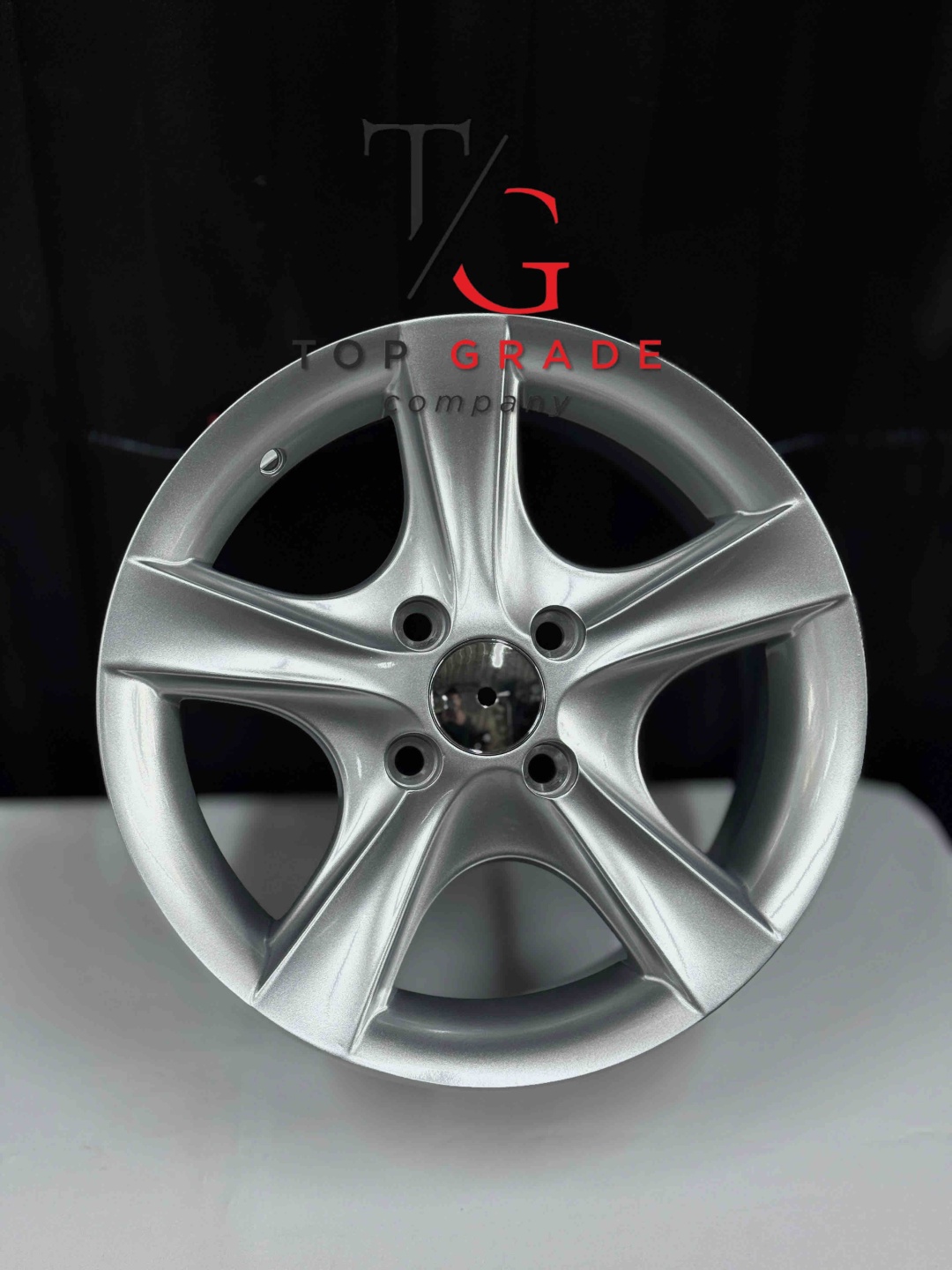 Top Grade Top grade2001 7.5x15/4x100 D67.1 ET35 4 диска серый
