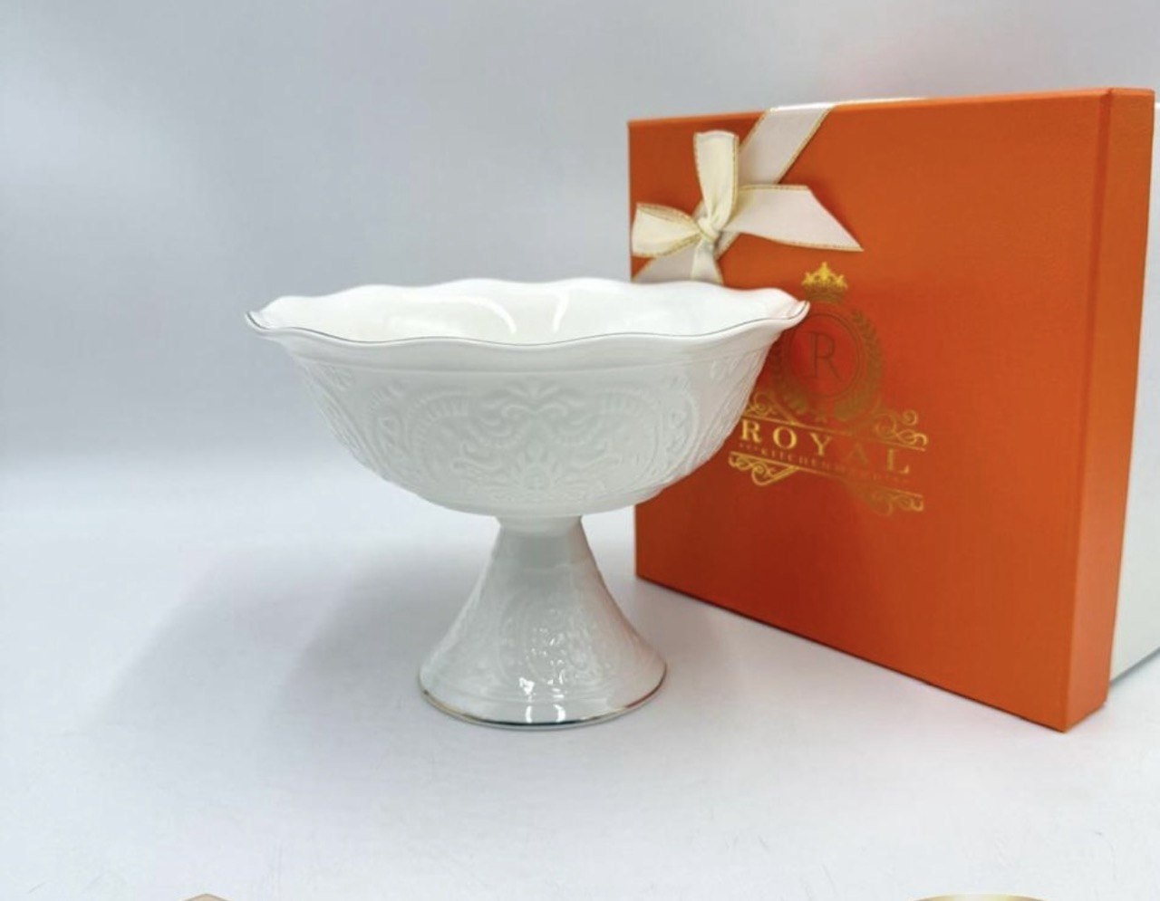 ROYAL CROWN конфетница 100251257 круглая 1 шт