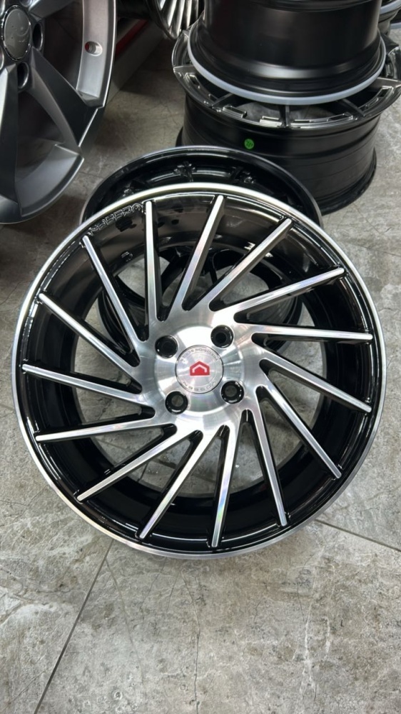 Rainbow Dance VOSSEN 1144DDD 7x16/4x100 D67.1 ET35 4 диска черный, серебристый