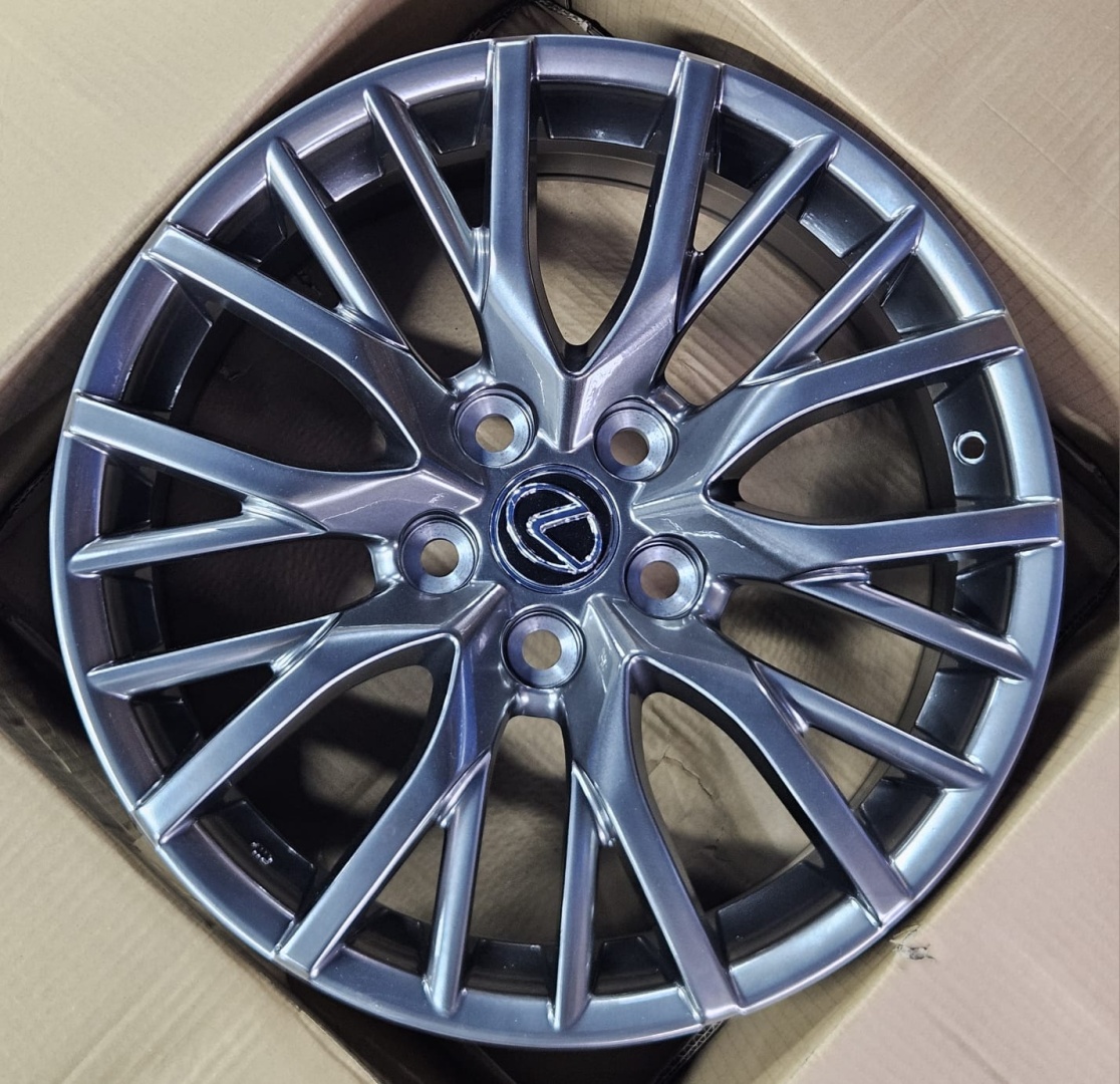 Fonyee 177199 7.5x17/5x114.3 D60.1 ET40 4 диска серебристый