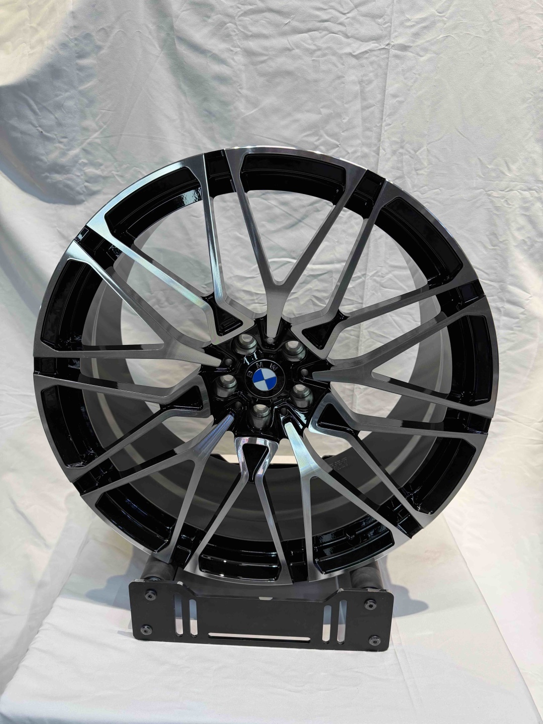 BM HJ0183 9.5/10.5x21/5x112 D66.56 ET35.38 4 диска черный, серебристый