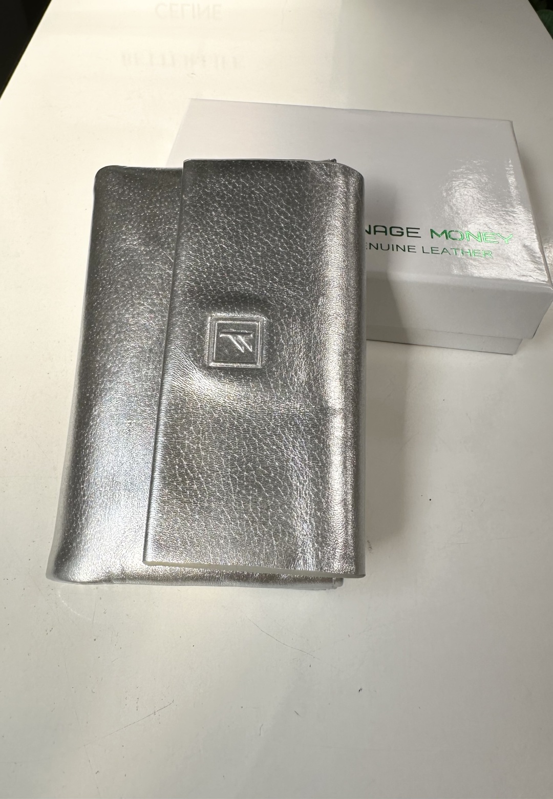 Кошелек Genuine Leather натуральная кожа серебристый