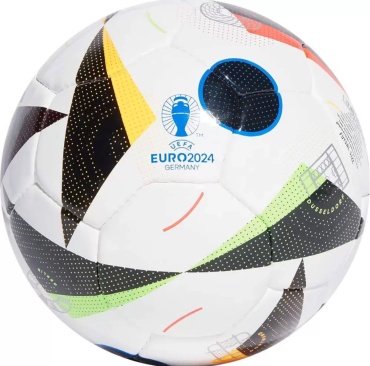 Мяч adidas Euro TT для футбола размер 5