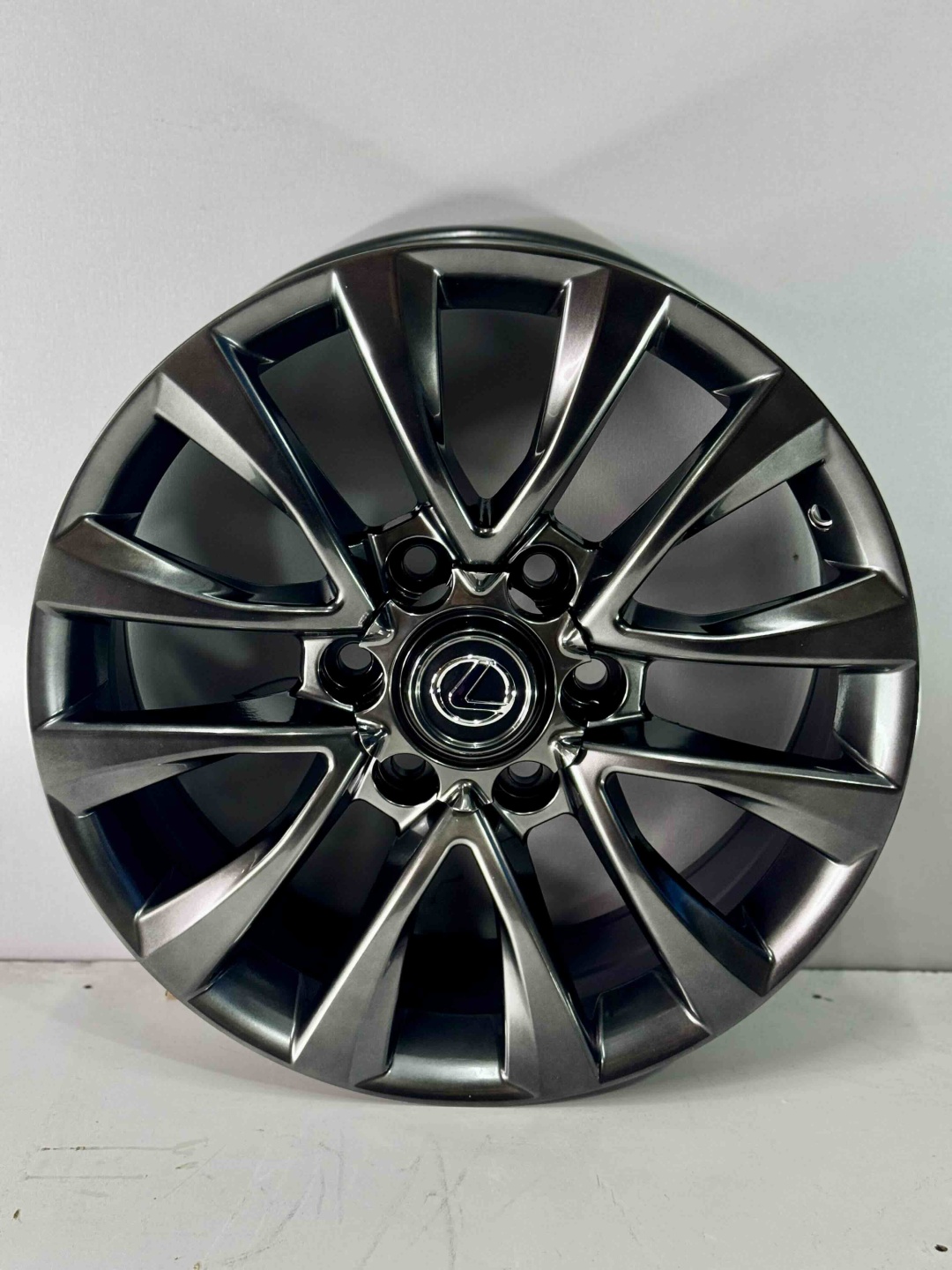 Toyota fbx472 7.5x18/6x139.7 D106.1 ET25 4 диска графит