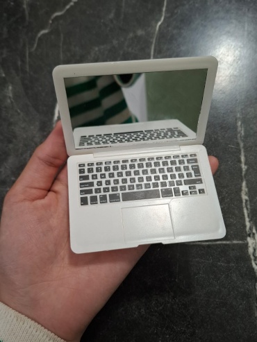 Зеркало карманное ZerkMac 9×6,5 см
